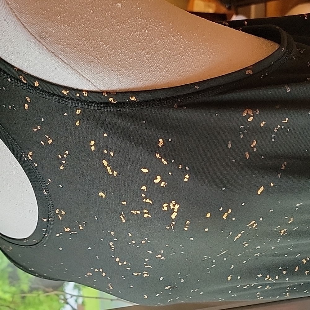 Metallic Fleck Tank - Picture 2 of 7